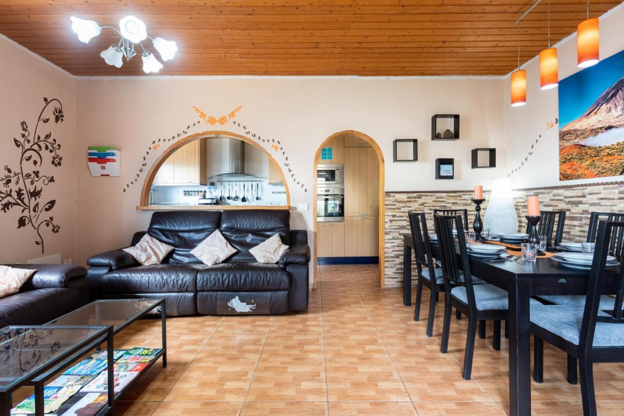 Villa Blanca Tenerife - Private Rooms - Terrace And Bbq, 5 Minutes From The Beach And Airport Сан-Ісідро Екстер'єр фото