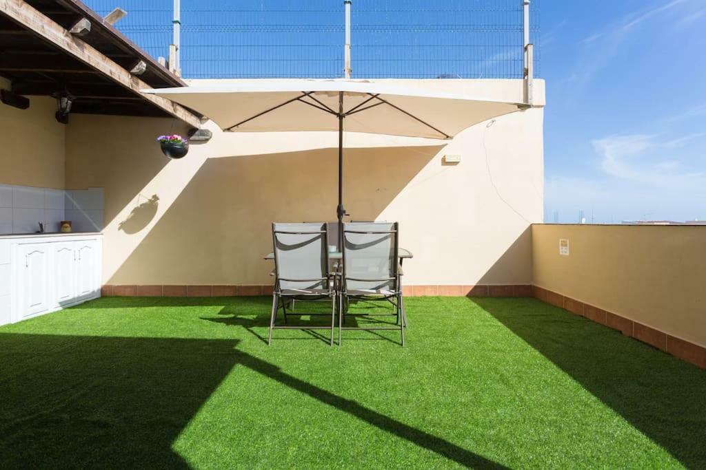 Villa Blanca Tenerife - Private Rooms - Terrace And Bbq, 5 Minutes From The Beach And Airport Сан-Ісідро Екстер'єр фото